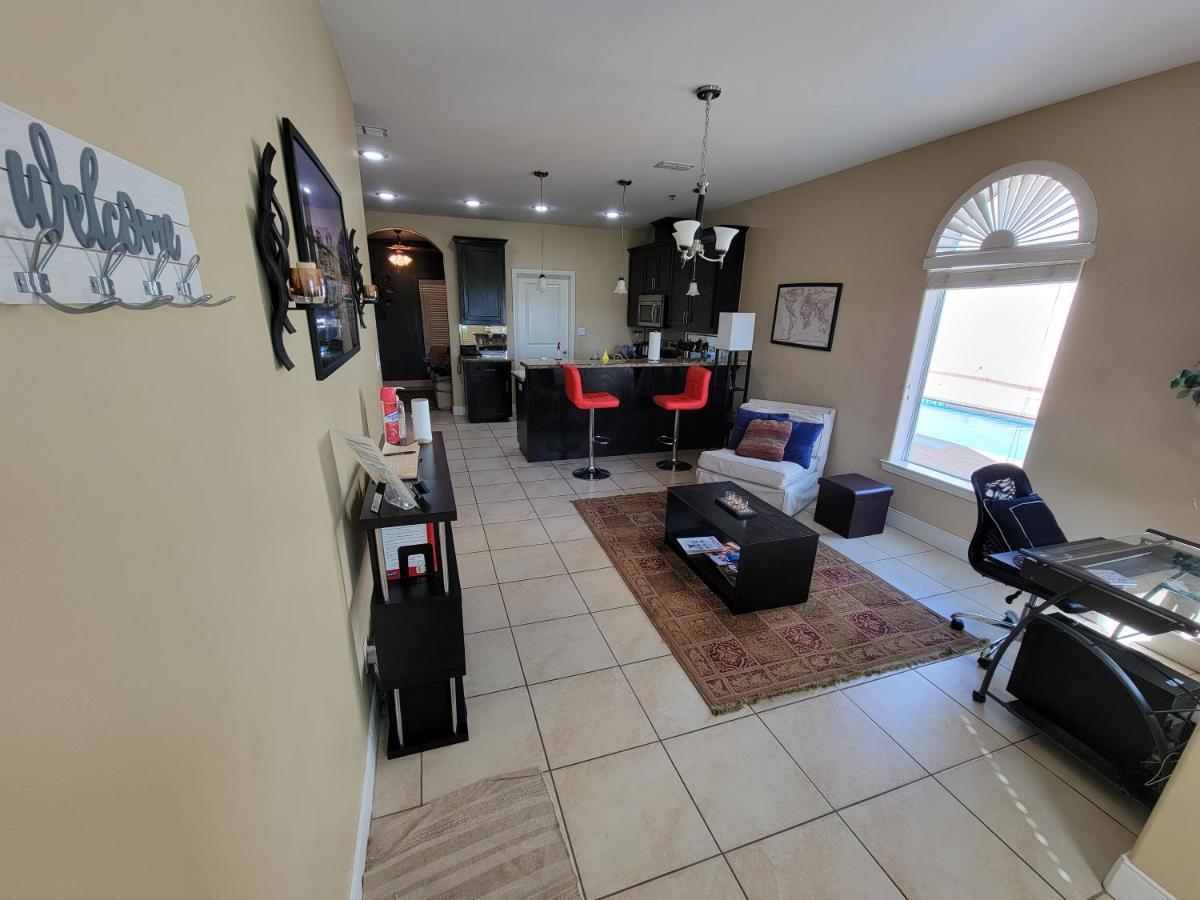 Modern, Private, Smart 4 Bedroom Condo In Desirable Location In Mcallen With Pool! Bagian luar foto